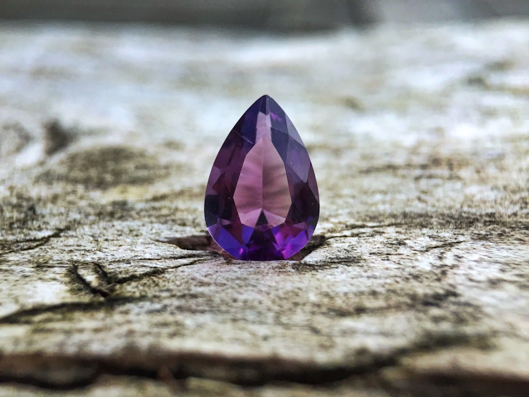 Photo Crystal gem: Sparkling stone