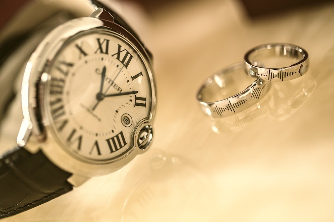Photo Image: Jewelry display Nouns: Swarovski, tennis bracelet, diamonds, luxury