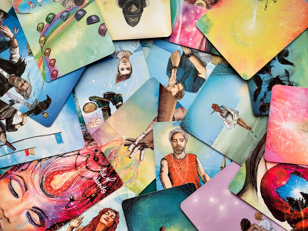 How to Pair Tarot with Journal Prompts for Growth